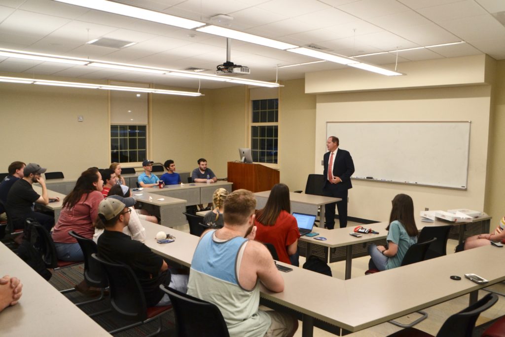 Politicians, students predict midterms - The Samford Crimson